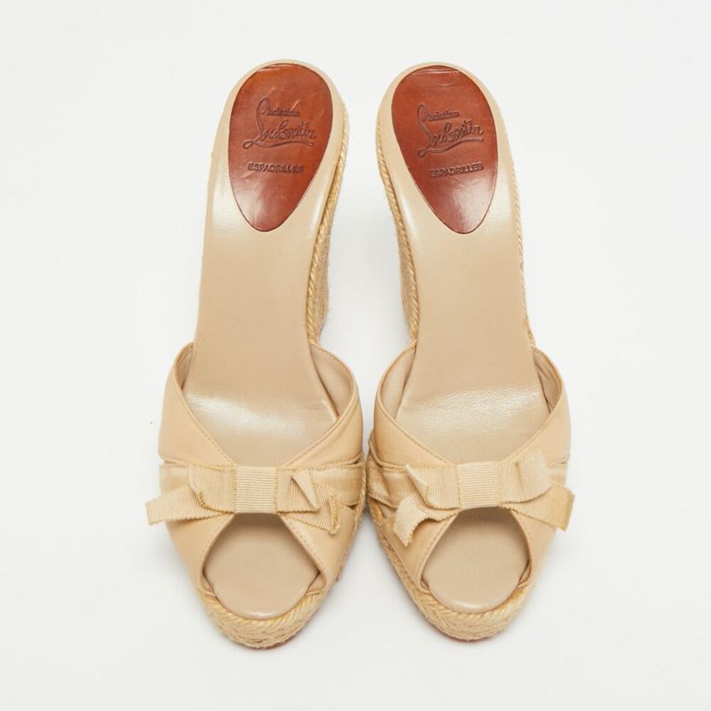 Christian Louboutin Ribbon Size 39 Beige Leather Wedge Sandals - Picture 3 of 7